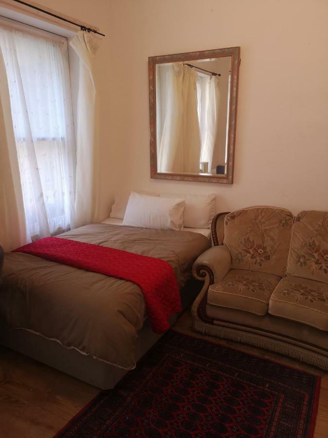 Whole Flat Next To Dover Port With Parking Exterior foto